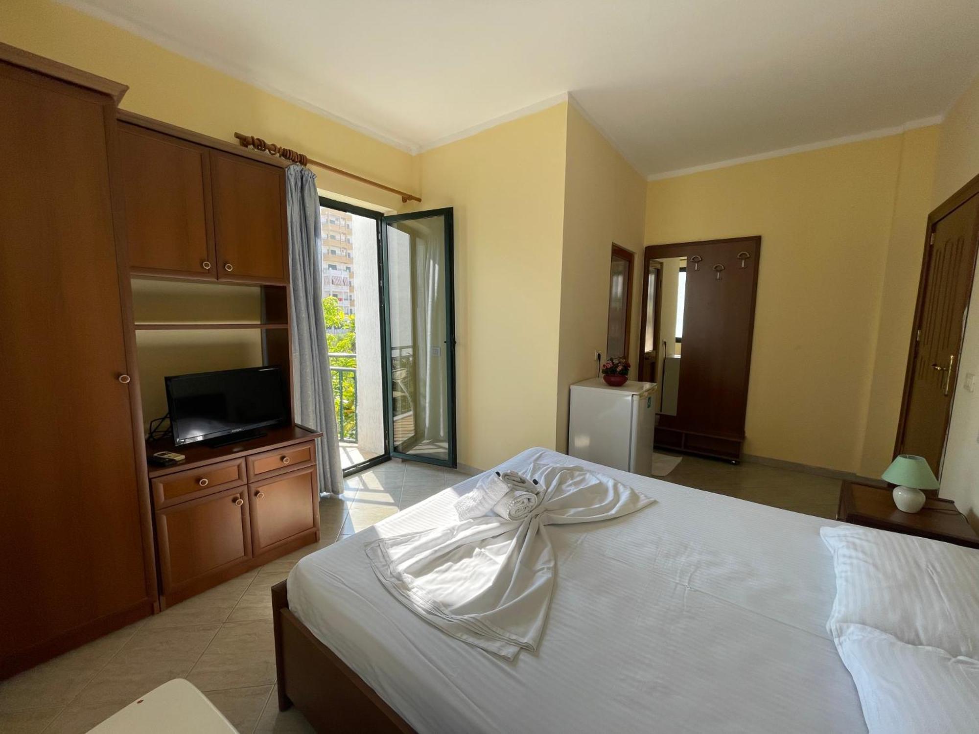 Sanremo Hotel Restorant Škalngur Kültér fotó
