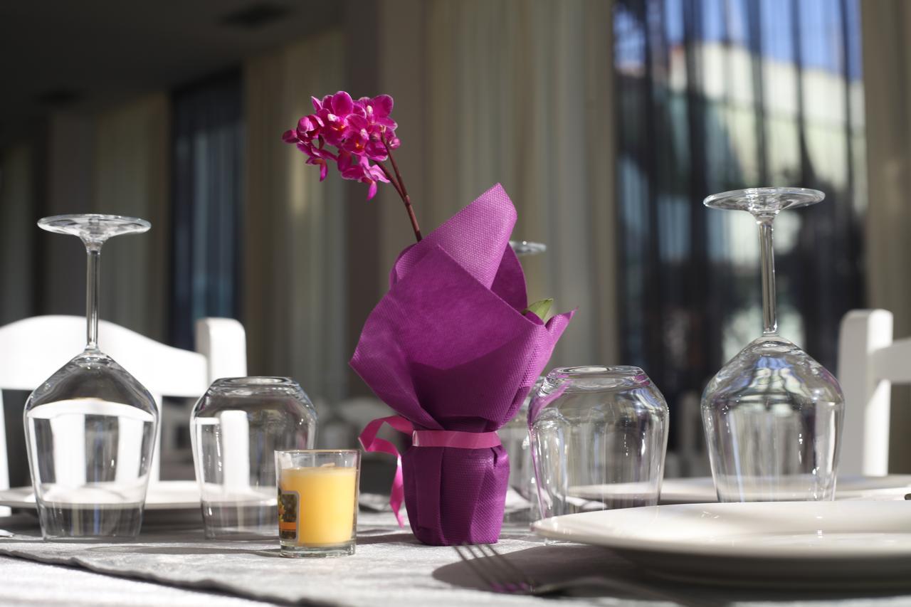 Sanremo Hotel Restorant Škalngur Kültér fotó